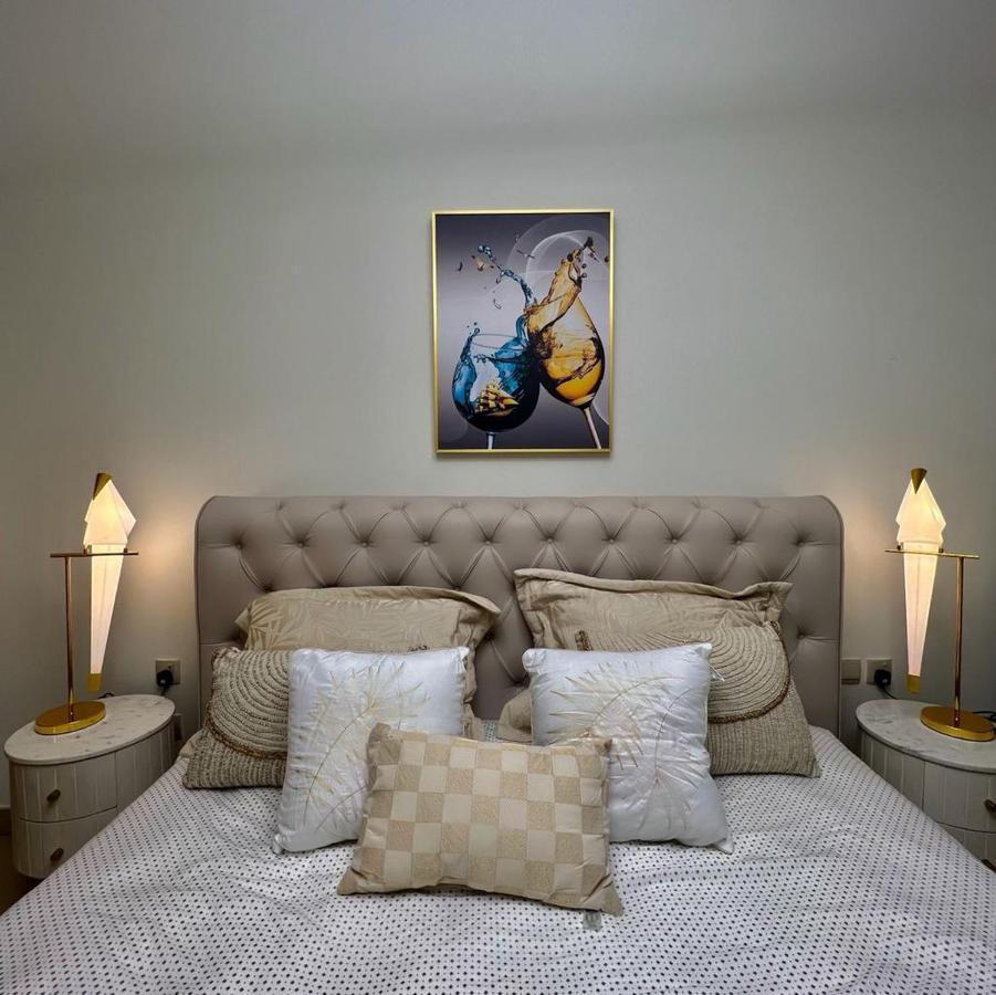 Apartment Luxurious 1br Opp Burj Khalifa